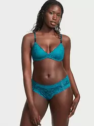 Victoria’s Secret içinde 29,5 TL fiyatına Sexy Tee Posey Lace Wireless Push-Up Bra fırsatı