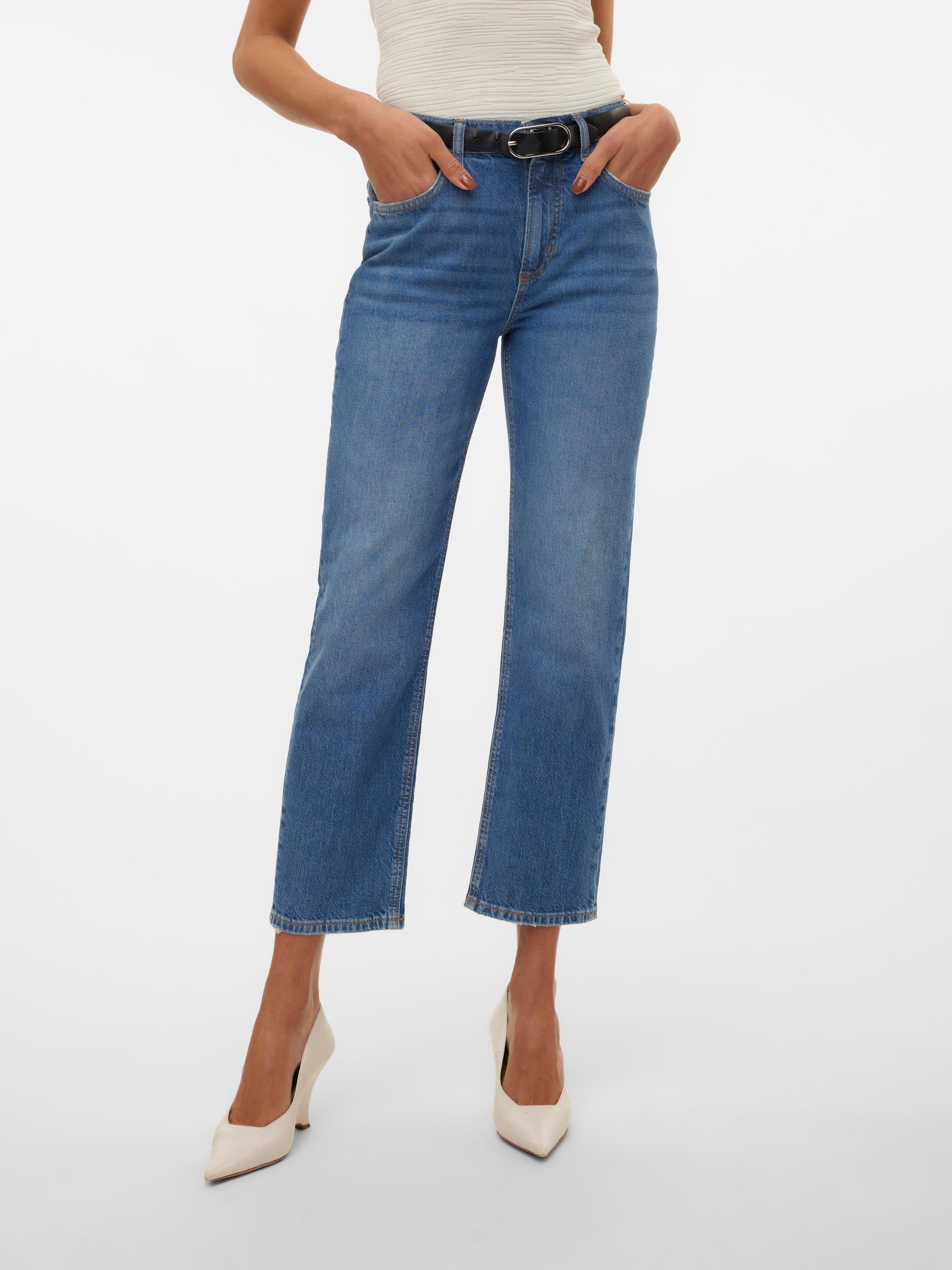 Vero Moda içinde 59,99 TL fiyatına VMELIA Gerade geschnitten Jeans fırsatı