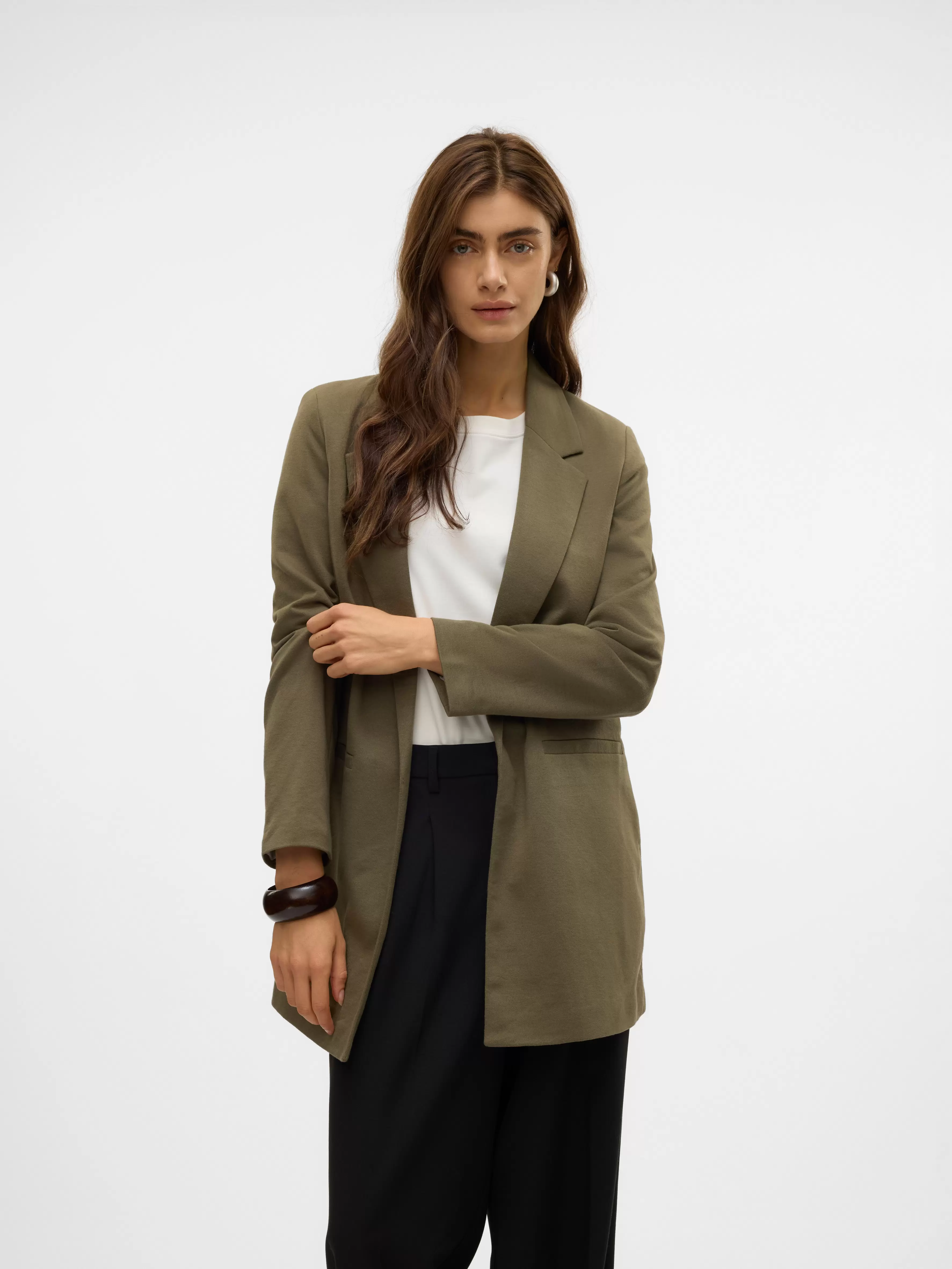 Vero Moda içinde 49,99 TL fiyatına VMHARUKI Blazer fırsatı