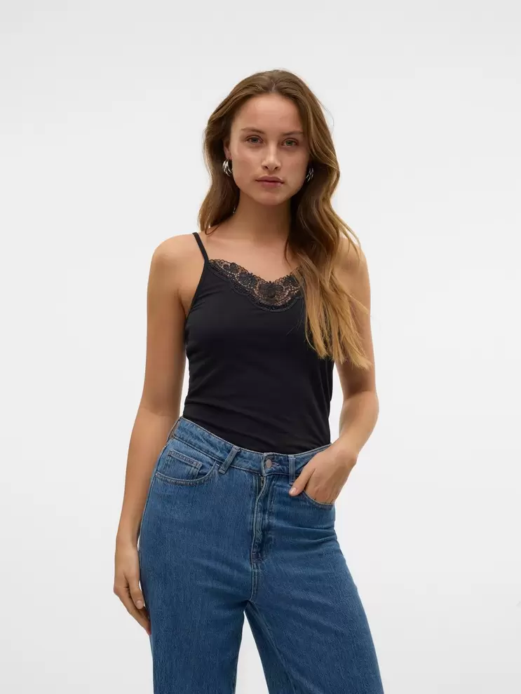 Vero Moda içinde 10,99 TL fiyatına VMINGE Tank-Top fırsatı