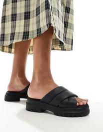  içinde 75 TL fiyatına Timberland London Vibe strappy sandal in triple black fırsatı