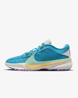 Nike içinde 2899,99 TL fiyatına Giannis Freak 5 fırsatı