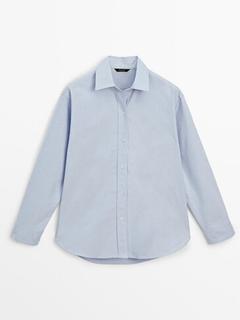 Massimo Dutti içinde 2150 TL fiyatına Düz renk Oxford gömlek fırsatı