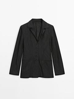 Massimo Dutti içinde 8550 TL fiyatına Düğmeli buruşuk görünümlü klasik blazer - Limited Edition fırsatı